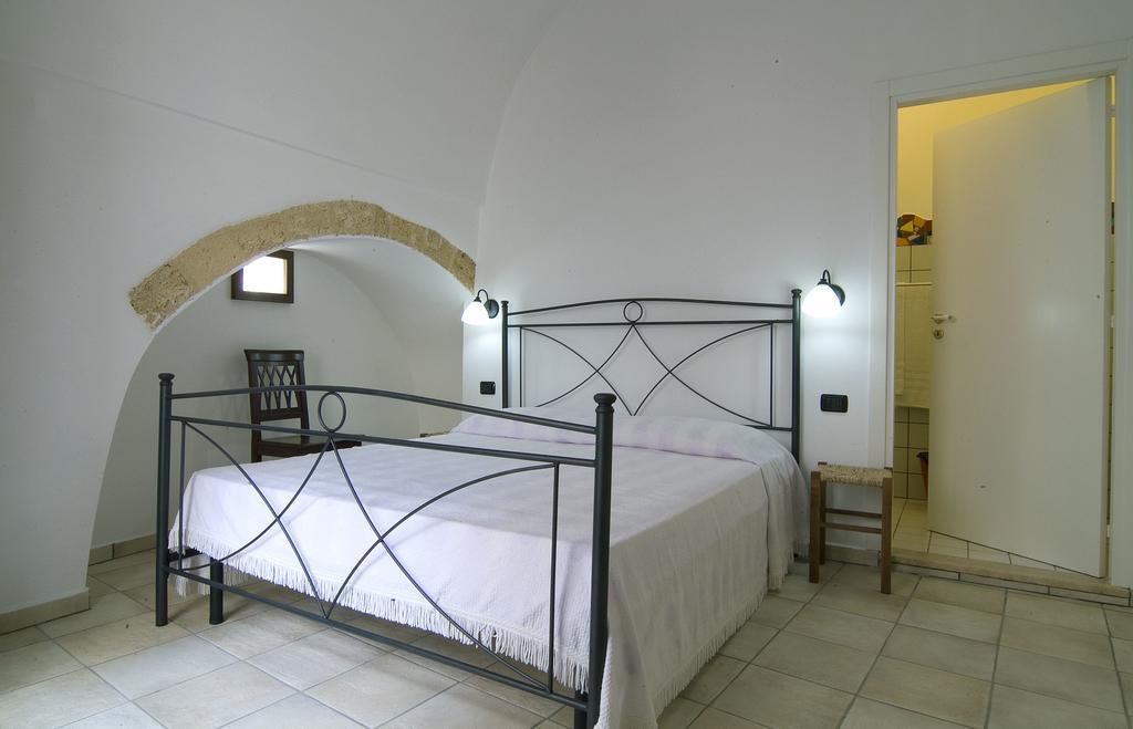 B&B Altrov'E Parabita Pokój zdjęcie